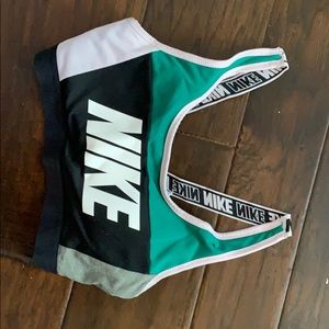 nike sports bra